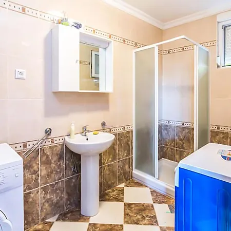 Daire 2 Bedroom Cozy In *